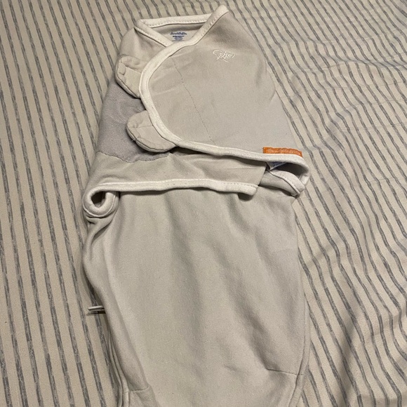 Swaddle Me Velcro swaddle - Picture 2 of 4